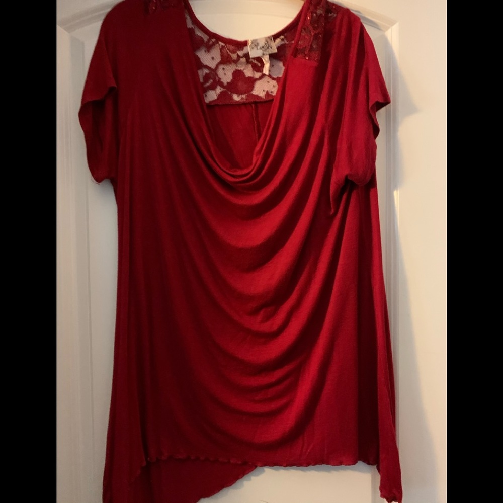 Red 3X shirt - great details